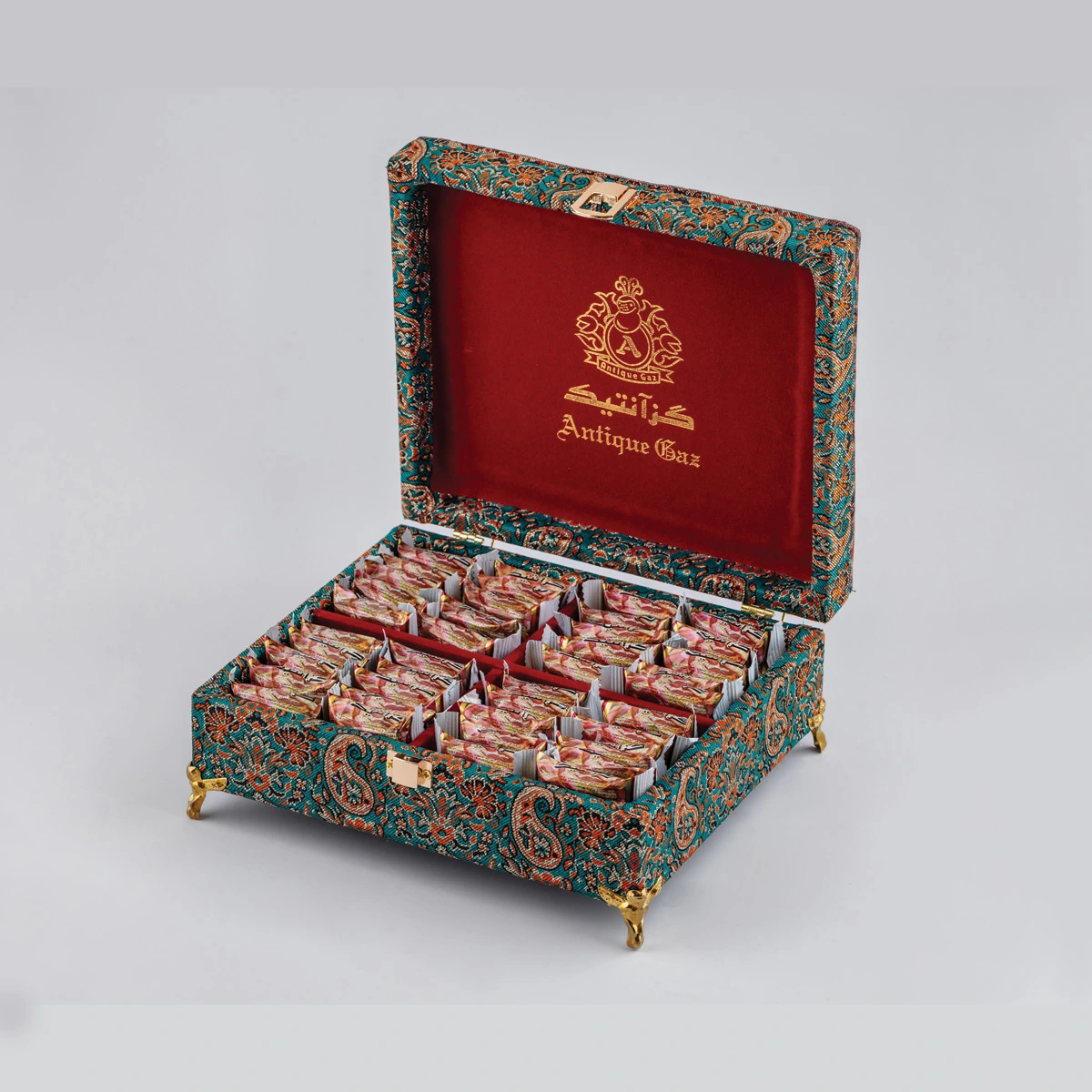 جعبه کادویی ترمه پایه دار آنتیک (سایز کوچک)